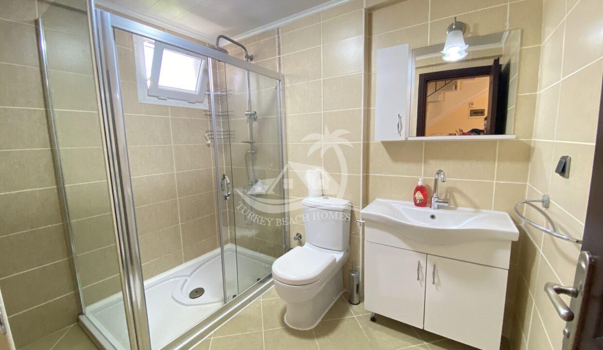 1B199BA9-9AD5-4A6A-BD53-8B471BA0C99C