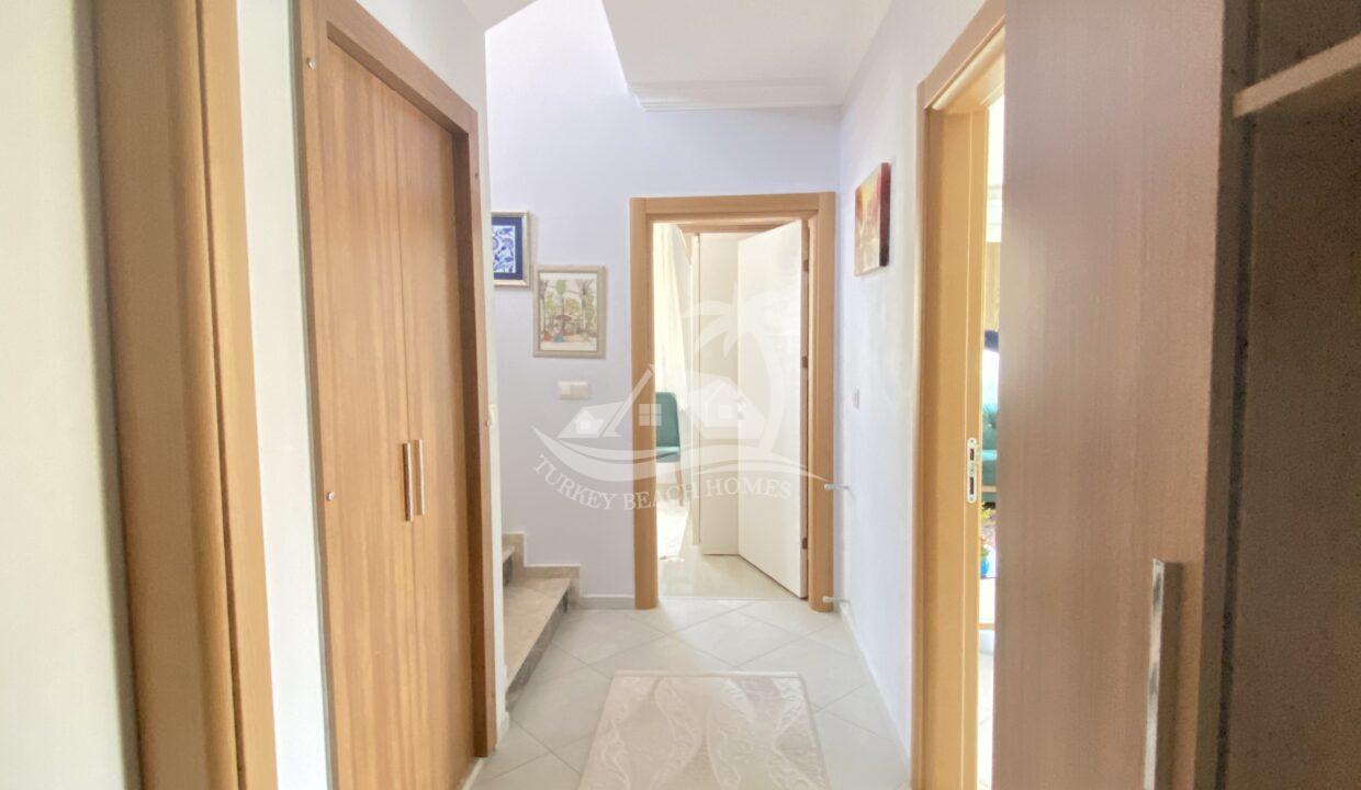 37FE6052-7D8B-4EA8-8D24-82EF024EF4D1