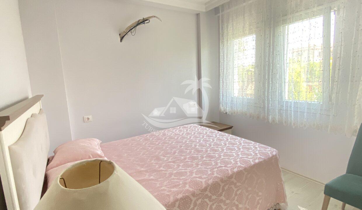 4D28DAC8-18AE-4E24-B634-442D3912ACF0