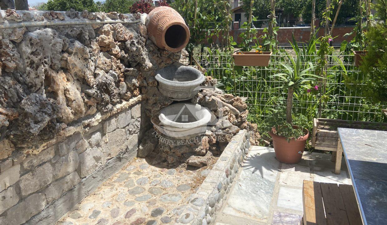 66F1644C-4281-4DEA-84FF-60FFFA097882