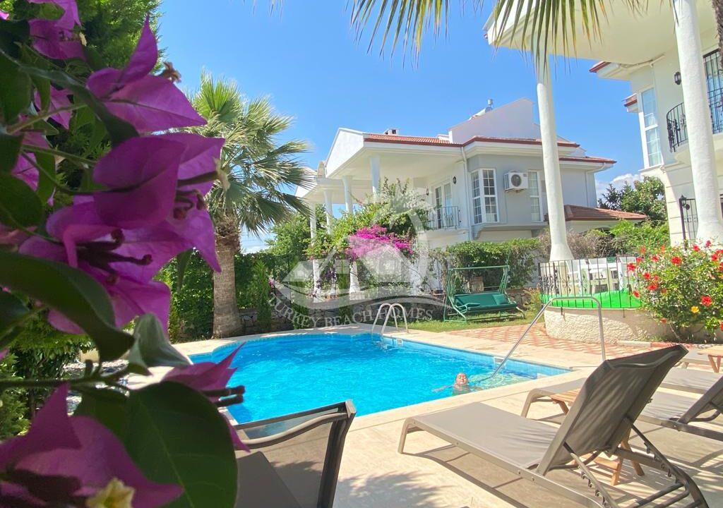 C68AC283-7709-48D2-BD28-66E36CD43DB5