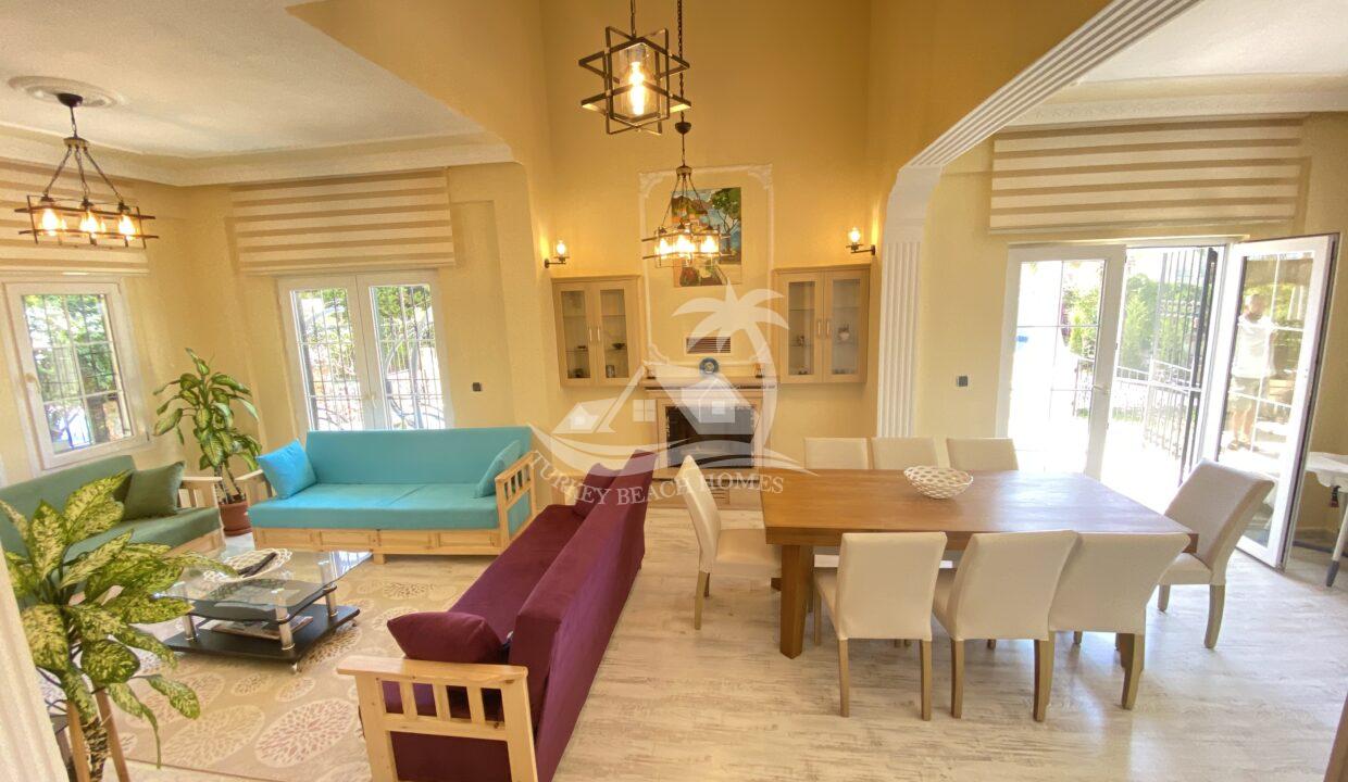 D9CE8BCC-DE23-4496-A5DF-74810AE0B34C