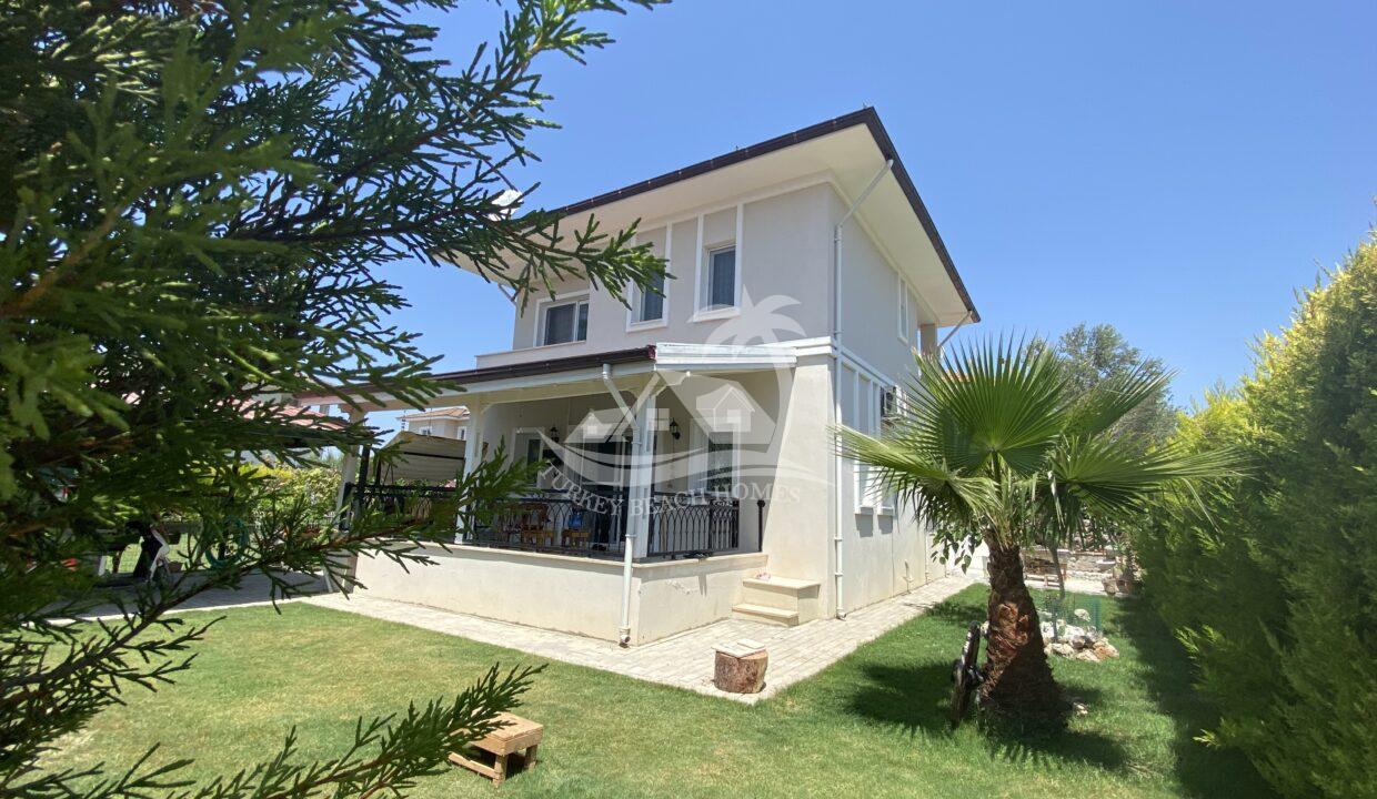 DB2295B2-F667-4C36-9B4B-14F4F930A5EF