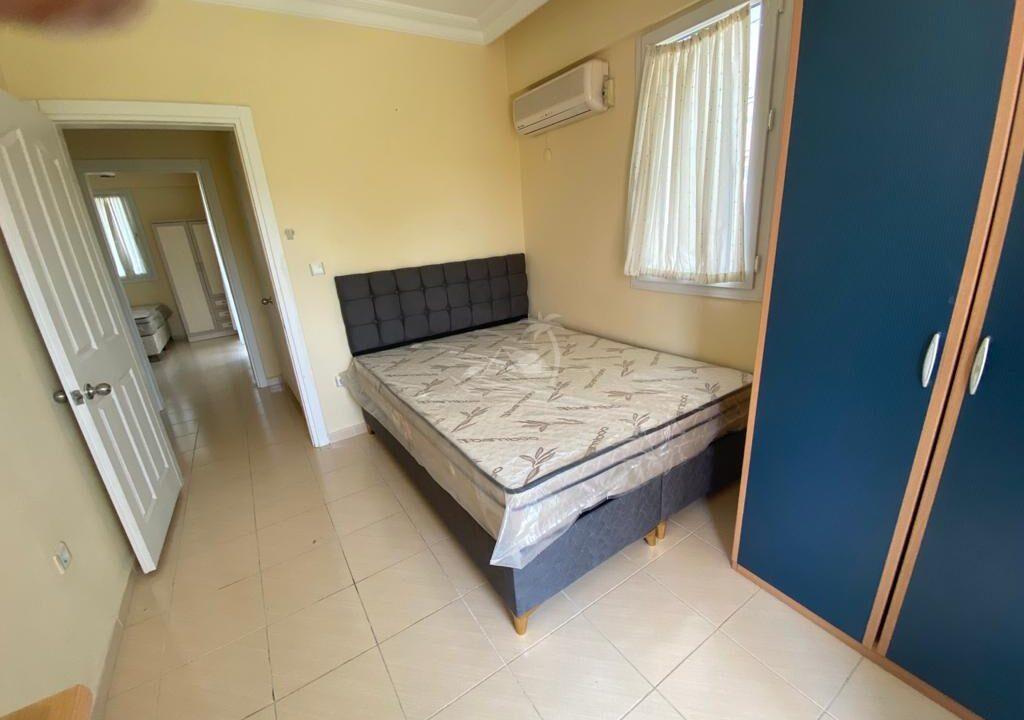 DF0DF06A-7D4C-4BA7-B5A3-5BA5D0297725