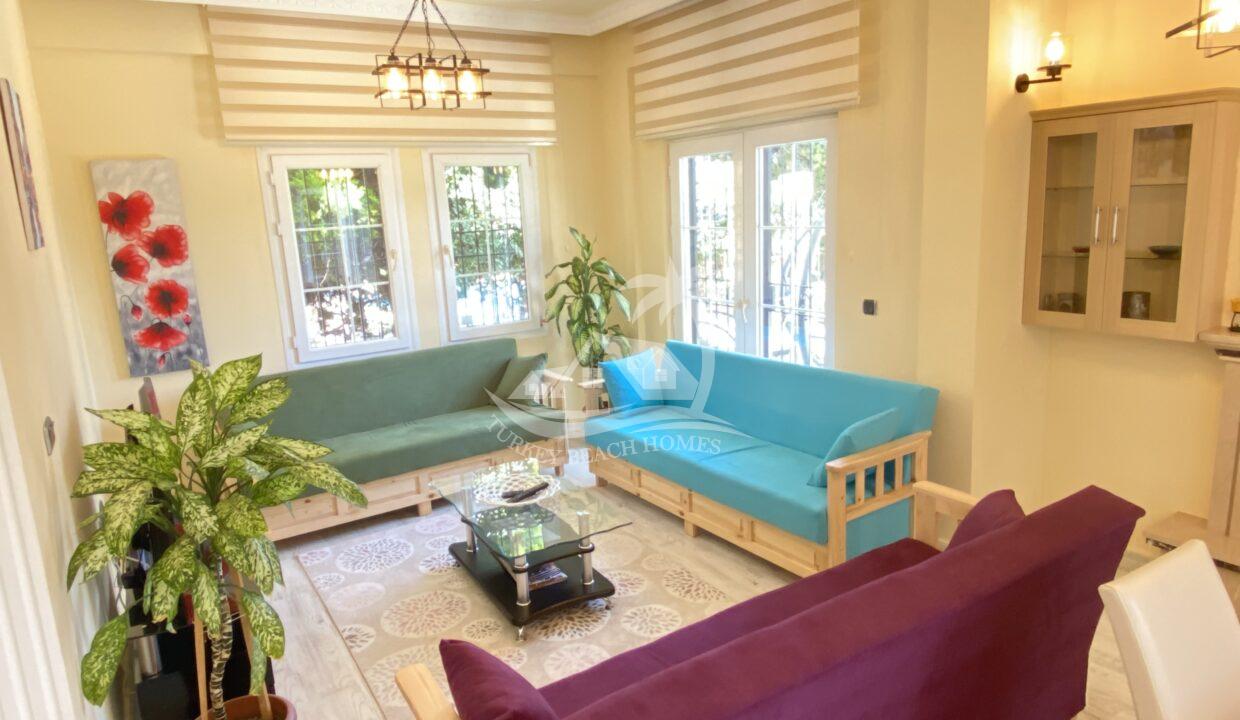 E8AEA898-4FF5-4C8F-A7CF-F6E9B82F5563