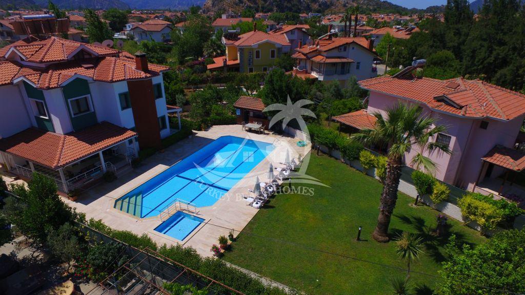 0E401D6C-D172-4AA3-822B-326687150E75