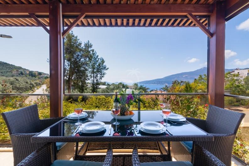 1D5A1E47-8AFE-44F5-A2BC-2E83DAB118D1