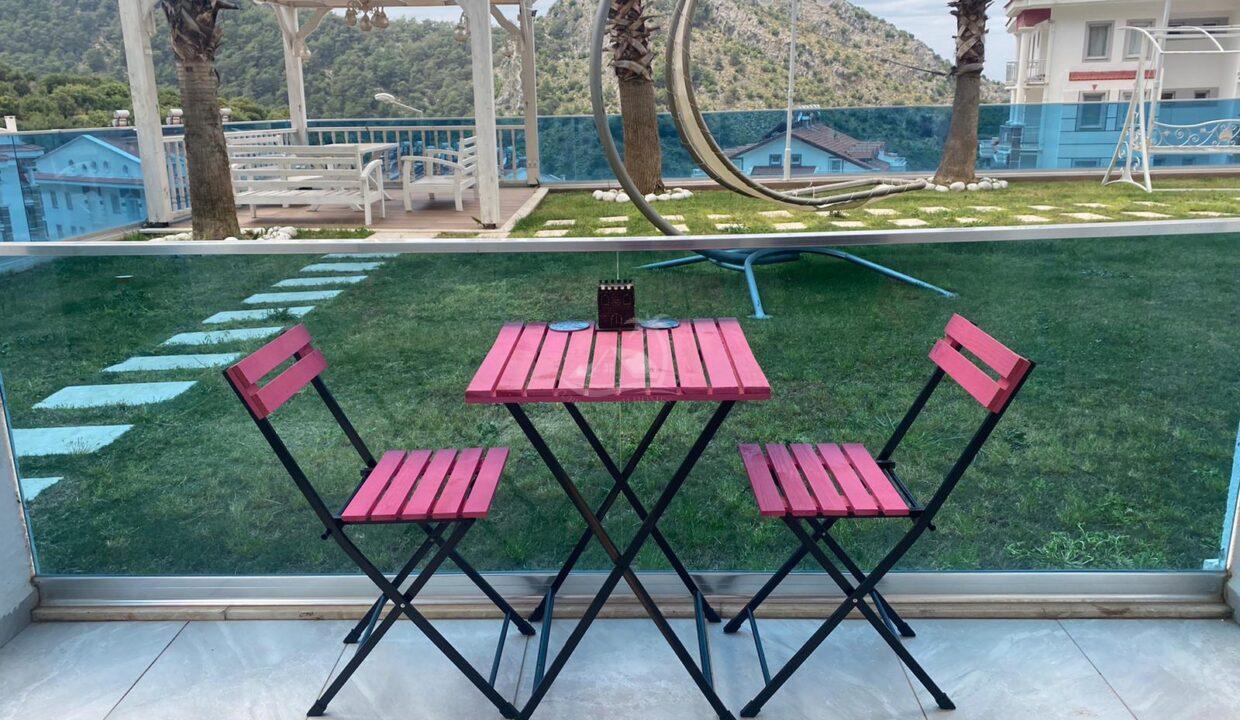 2af9acae-47d5-437a-a276-e21604c851fe