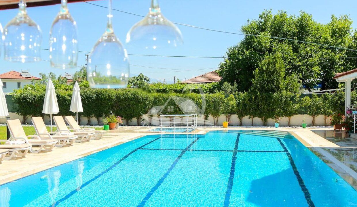 493674E5-14B6-47AF-BFE3-01B1086B798A