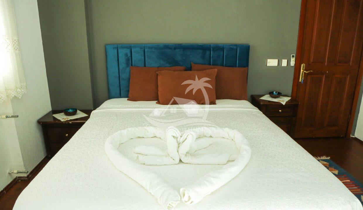 666AC1B2-FD1C-4E77-8454-FD0CFCE55A8E