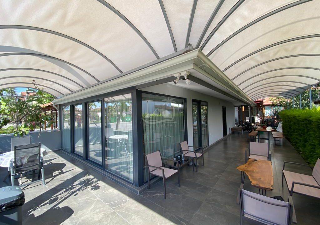 79c8c341-0d98-45d9-830e-1e0656507065