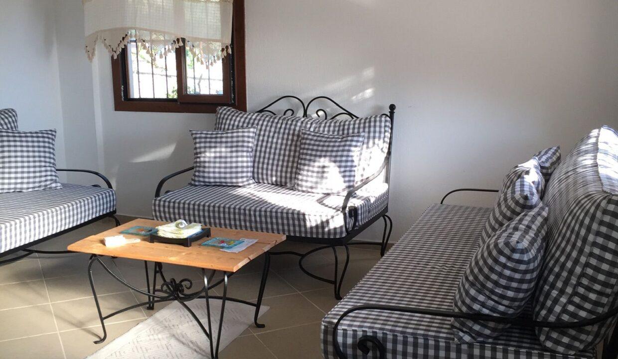 7CEE3048-4BEF-4A41-952B-488EEC9675FA