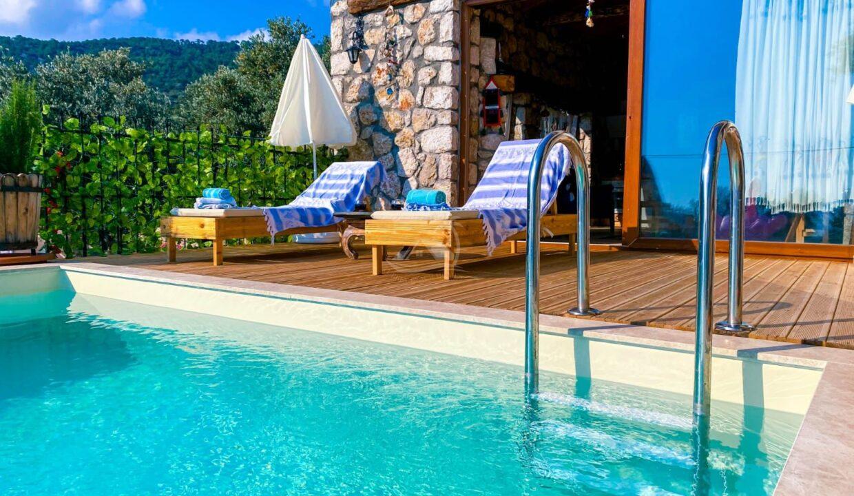 91D398F1-5E32-41BF-B4A2-2BFB3A8C9A9C