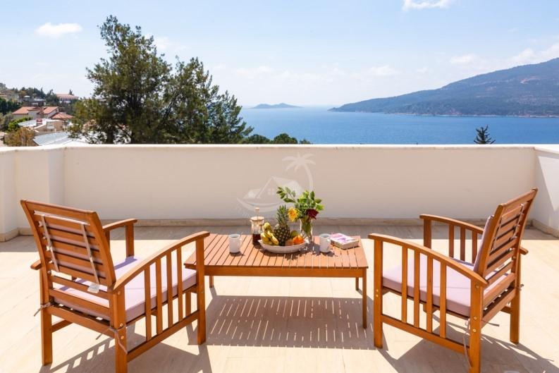 C8F231C4-8311-4C8F-AE75-81EF5241F5BC