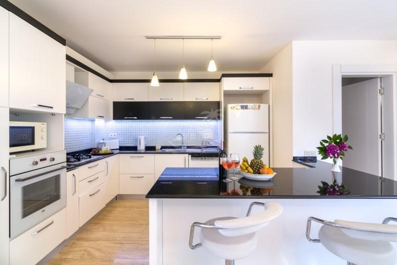 D0B02F99-819C-45AB-949E-247D826A2D25