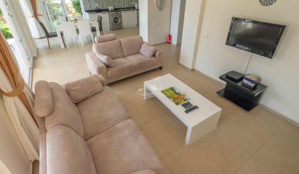 b0cef161-b35d-404c-9442-9dc20e3c48a9