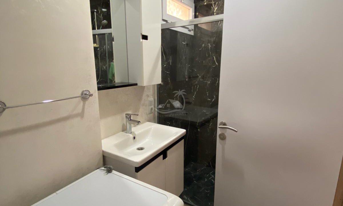 e00d1766-35ef-4dc9-bd12-4eca01a546b9