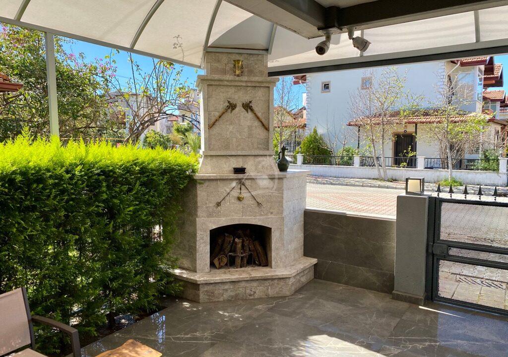 e3925d3f-7c67-4765-a858-01436f4f63af