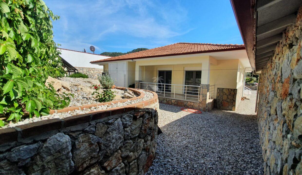 02035BF1-A0D6-48CC-98FE-534D4DB20D1E