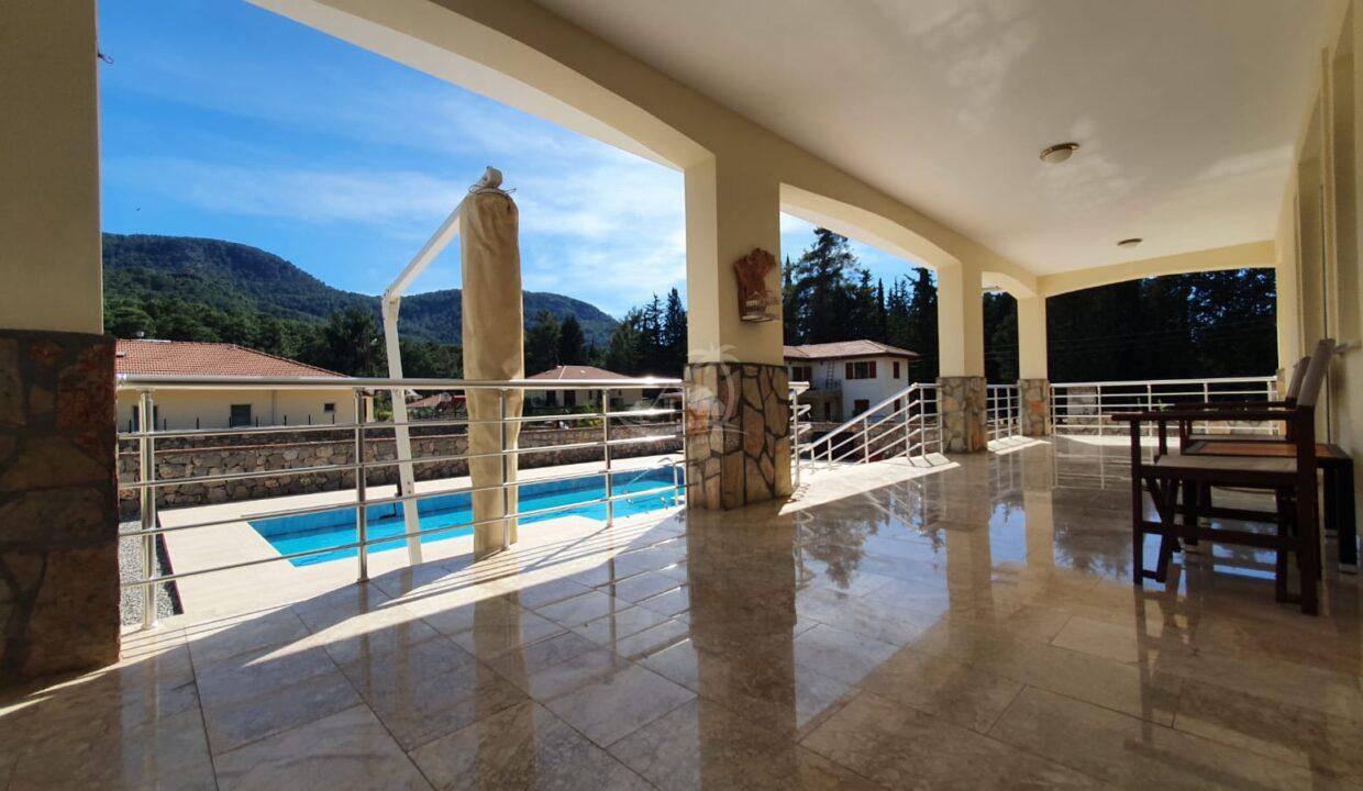 08547EF1-B39F-4047-A14A-4E61BB5DE0D3