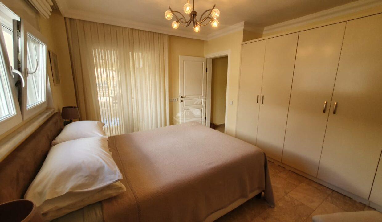 0FFBA116-D58C-4D26-929E-BAB1A12F6CB3