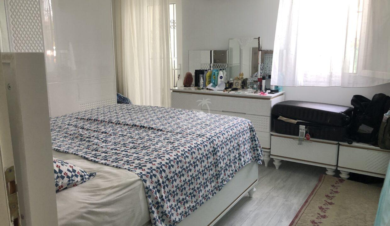 14EB0A63-03D1-4B0C-ACCC-30ED11F5DBD5