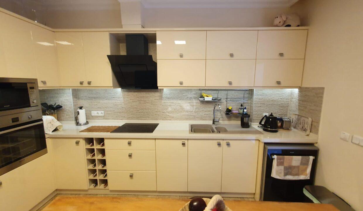 76EBDC20-32D8-46FB-9719-DE1C6DDB1C38