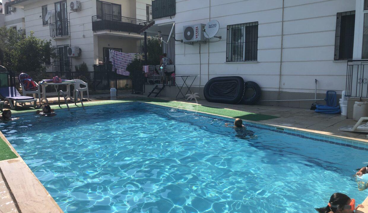 9DC239CC-1616-493E-BA4E-8E50FA1134E0