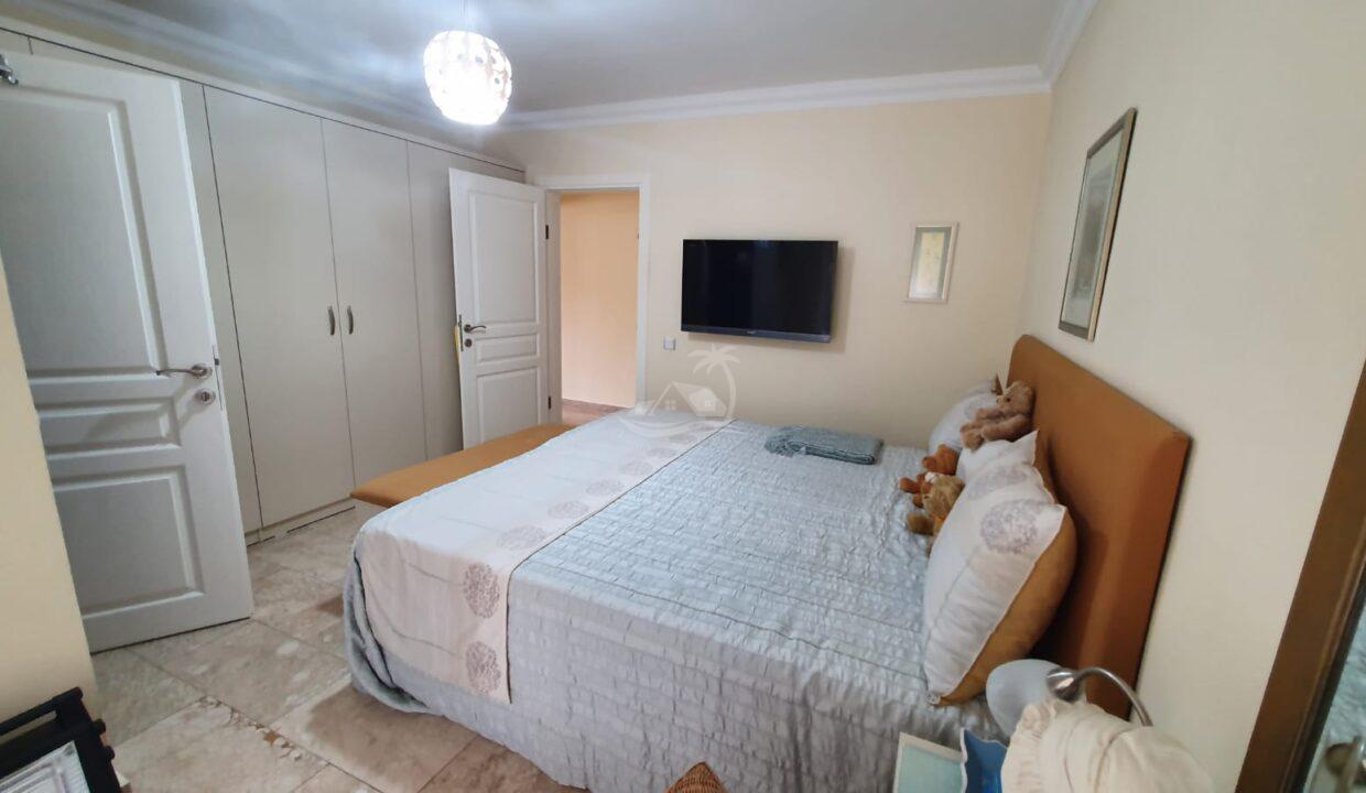 C626B81D-782D-4F6F-A3D3-91B3CAA772DA