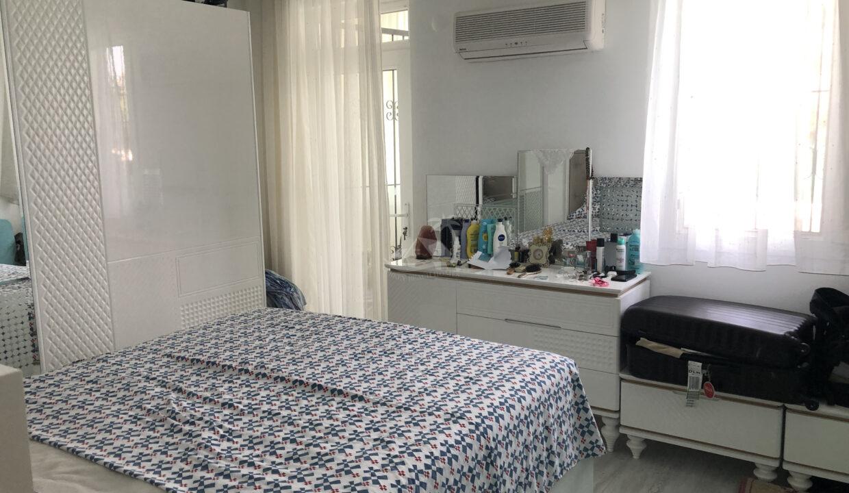 D40F02B3-A79C-4284-B879-4E3E9B0AC249