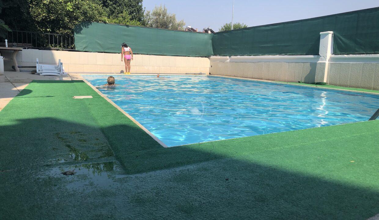 E79C6B8C-7986-465A-90C8-579ECE1B3779