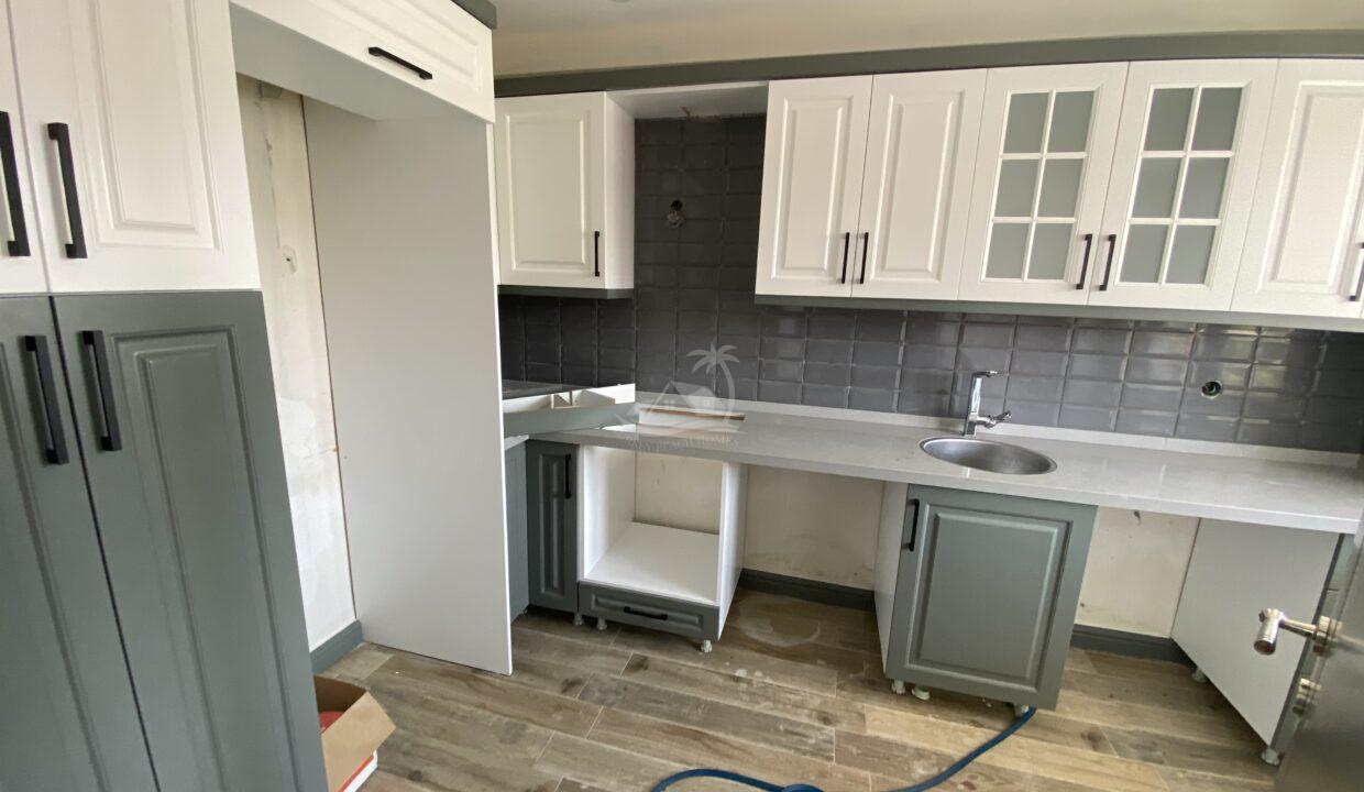 04F27374-CCA0-487A-A32B-2E98ABBA1E20