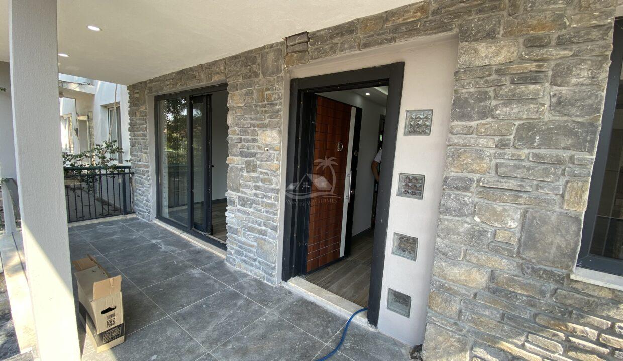 11630236-711B-4F9D-B474-0C301A3696C1