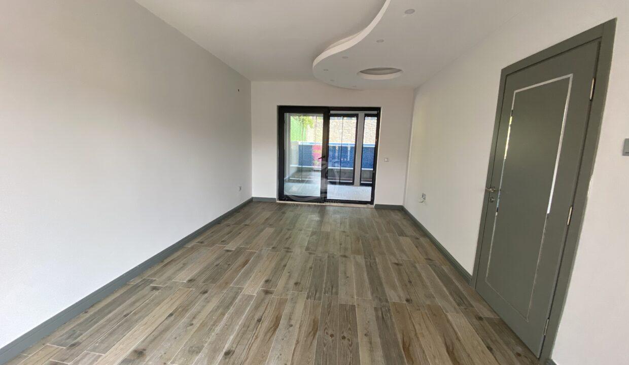 561AA150-8A4C-4AB8-A2BE-99D4253CF943