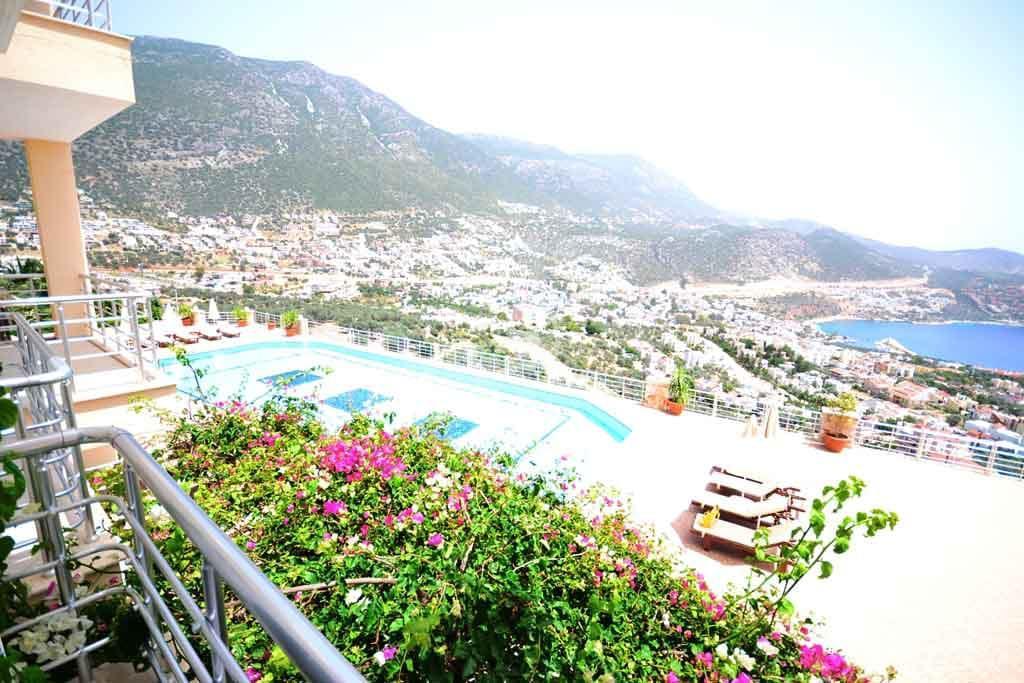 kalkan-home-sale-turkey-beach-house (6)
