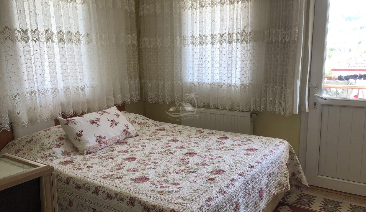 0FF32791-F9B8-4824-B56E-2835E245D070