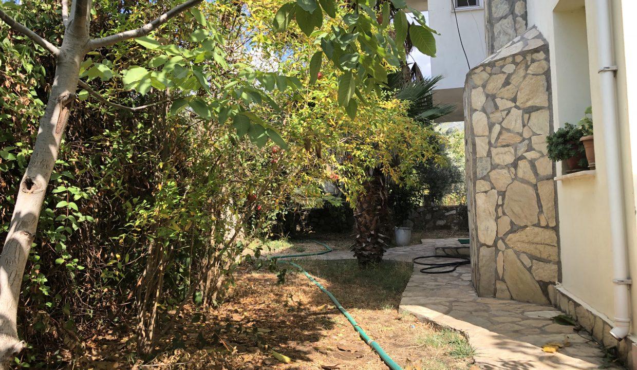 6F96AF4D-1254-4F88-8797-A2DCAD5EB7EC