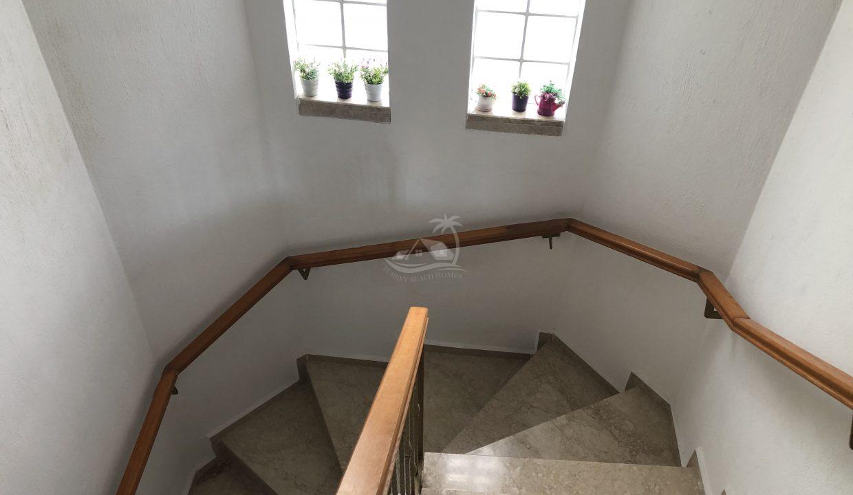 8805714D-8CF1-4FDD-B537-D147FF0BC0A2