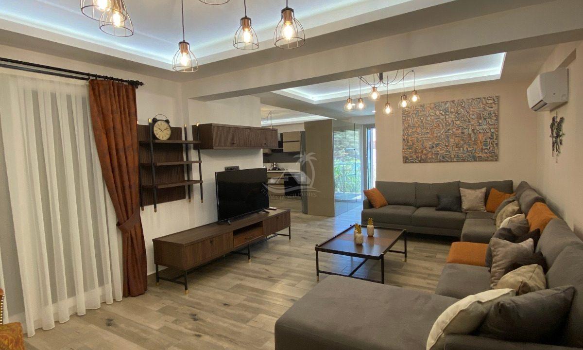 AEE70D12-A177-49B2-AFBA-8FF31E2A947C