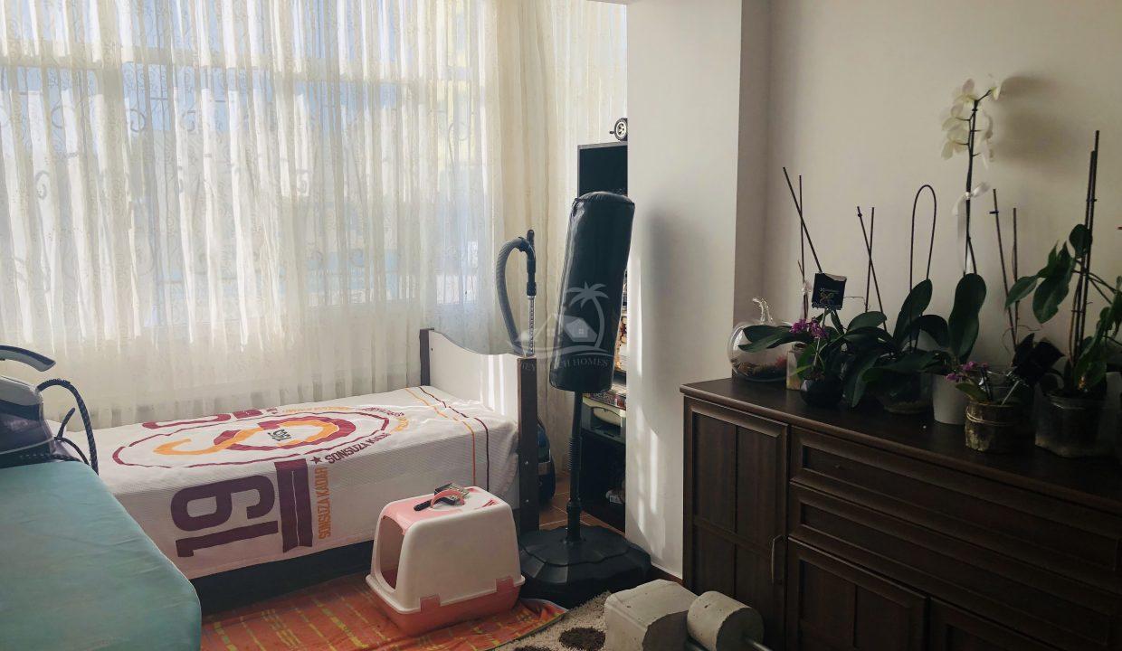 0B7638DF-FFA7-461A-8EC0-434DBE75EF0F