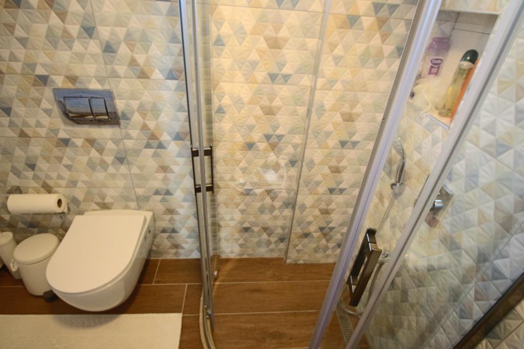 1E8F07E9-FEE1-4371-A5D8-F0FC8CD1986A