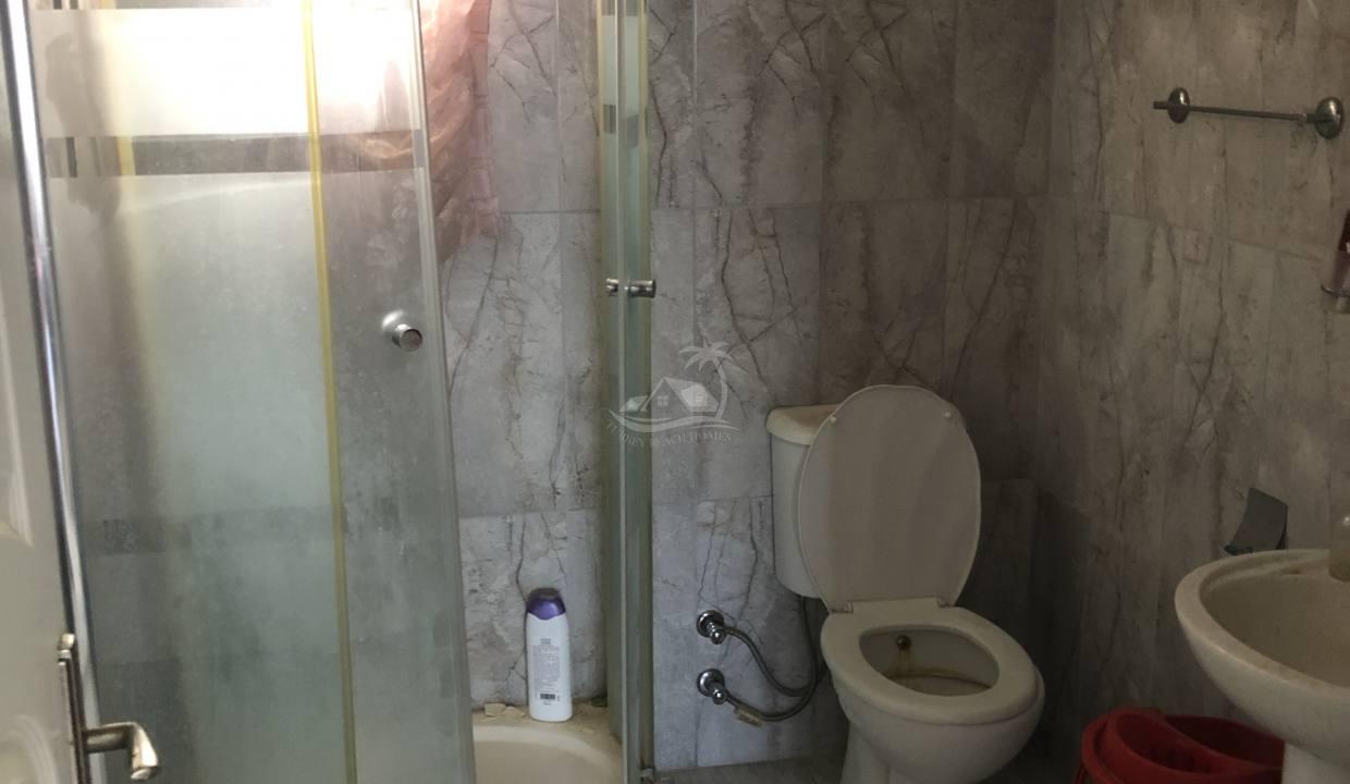 2D9DE7A4-5A07-4421-8DCB-07E69CE0C806