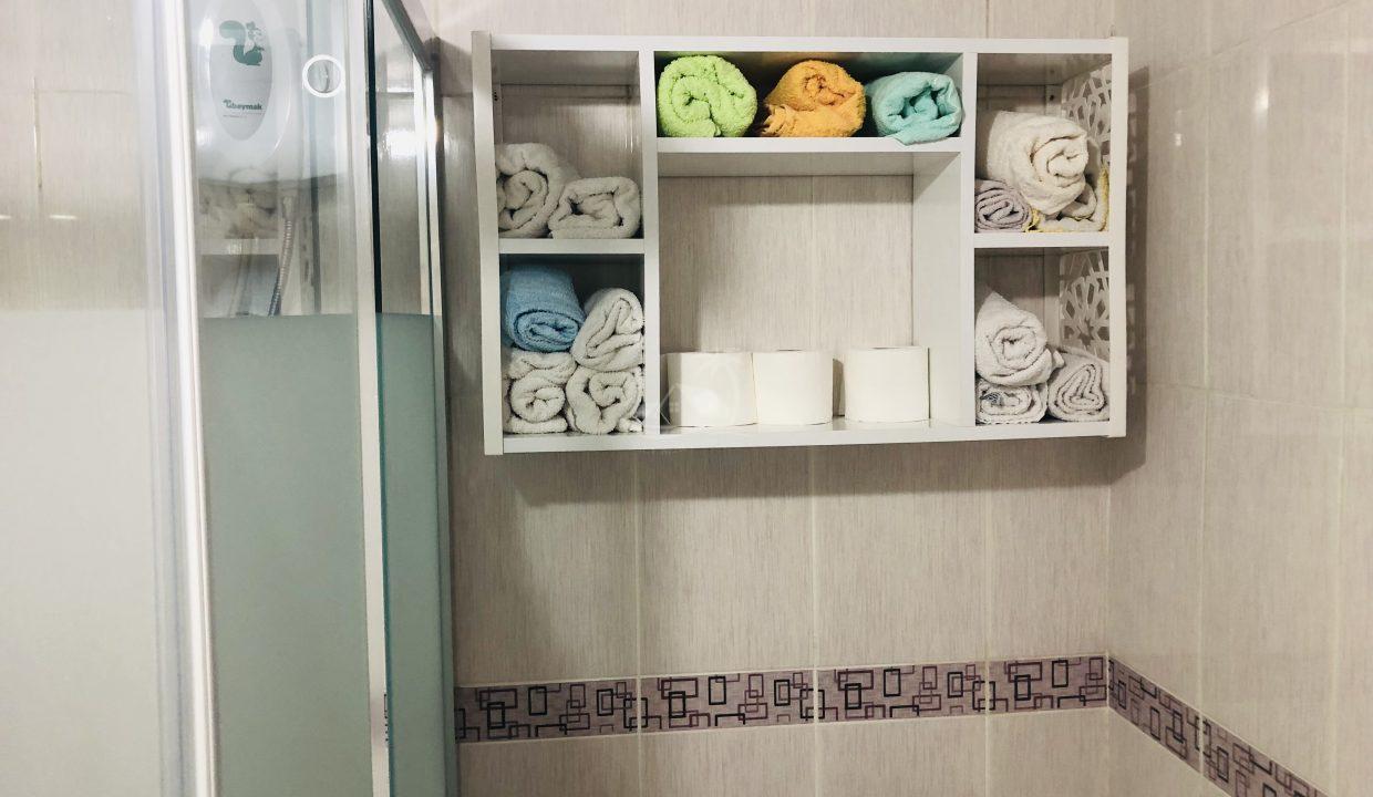 4350FDF1-D621-415F-8559-A75922E3C3FE