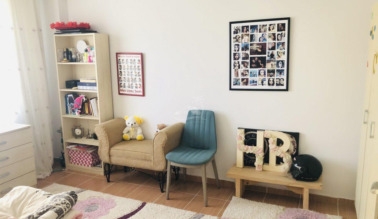 43E79889-E271-4A2C-BC96-571F5CBB8F9F