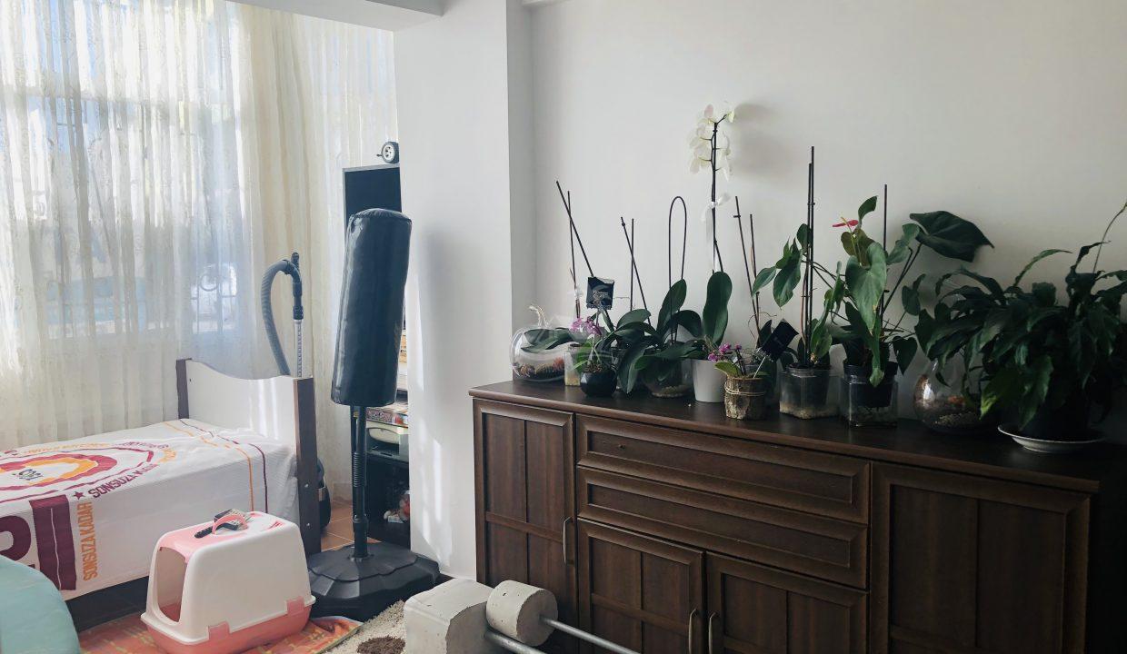 89196112-068A-4CA6-BE4F-D85D8574B7D4