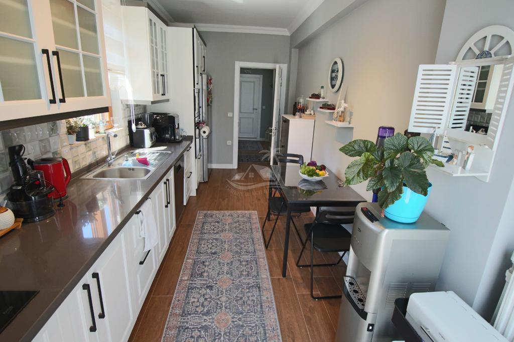 9C4F597F-3544-4AFB-A838-8B5B6BD7D298