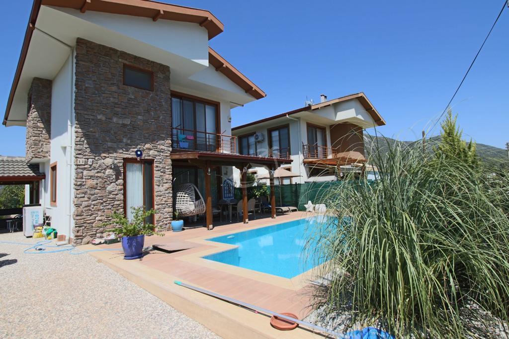 B4650912-5935-4335-82C1-0CC96BFBB55D