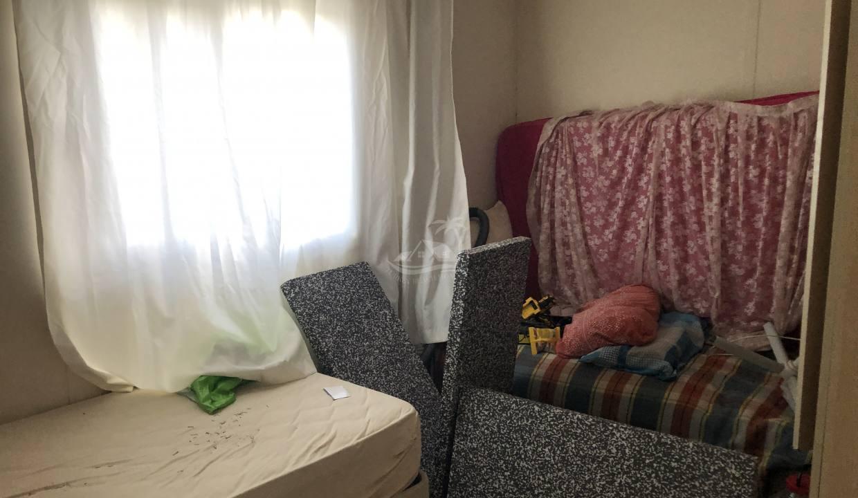 BC77CFFD-1681-4FAE-BF2B-B38209826E20