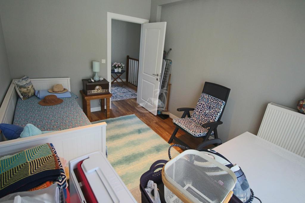 D4BEC112-980C-44A1-97FB-090E9E353B12