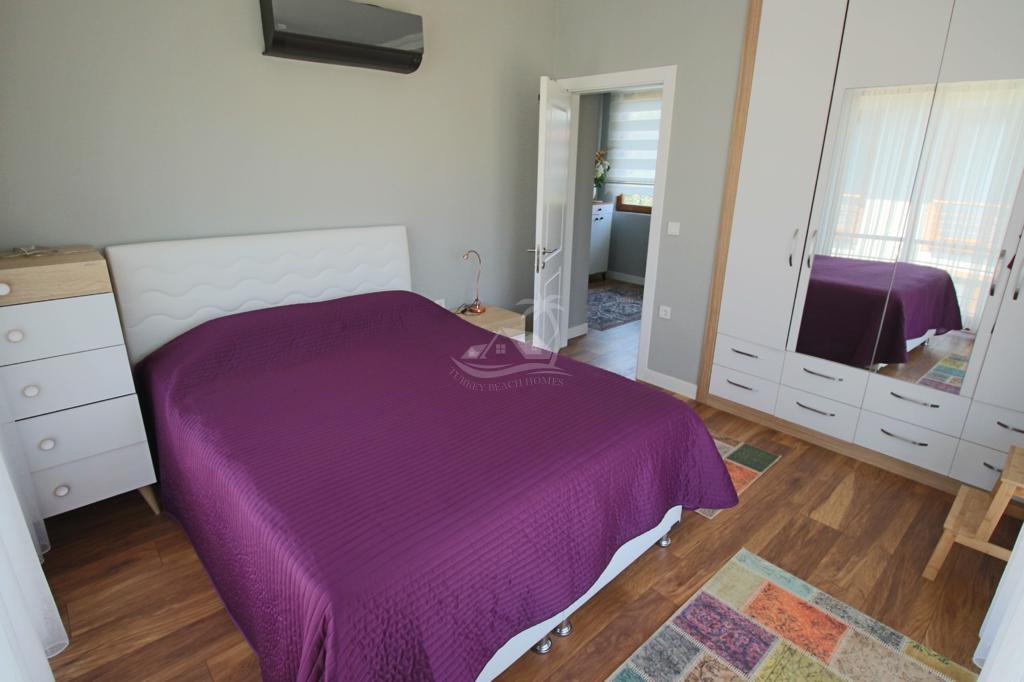 DA998E2A-E25E-4EED-896C-17C214D333FF